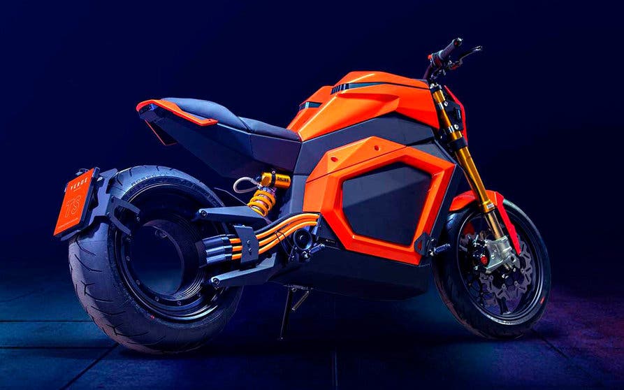  Verge Motorcycles ha comenzado las entregas de las primeras unidades de la Verge TS, una motocicleta eléctrica cuyo motor está integrado en la llanta de la rueda trasera. 