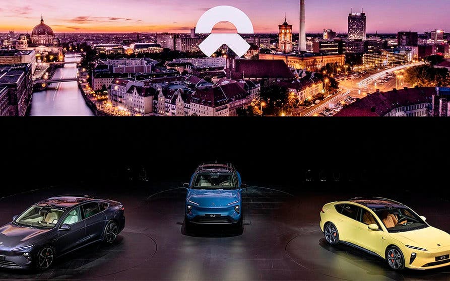  NIO añade a la opción de arredramiento la posibilidad de adquirir sus coches eléctricos en Alemania y anuncia los precios para cada uno de los tres modelos que ofrece: el ET7, el EL7 y el ET5. 