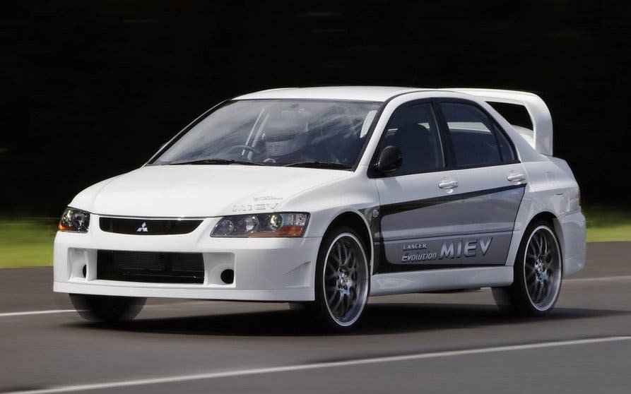  Mitsubishi Lancer Evolution IX MIEV 