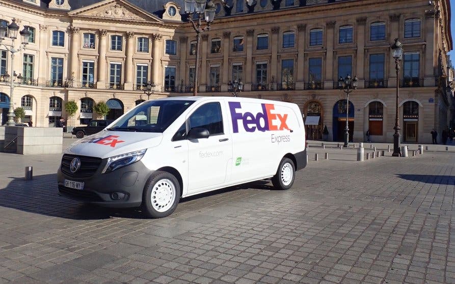  FedEx Express prepara en Madrid uno de sus mayores centros de recarga de vehículos eléctricos 