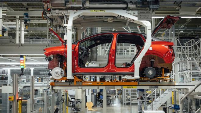  Ni este año ni el que viene: Volkswagen espera escasez de chips hasta 2024 