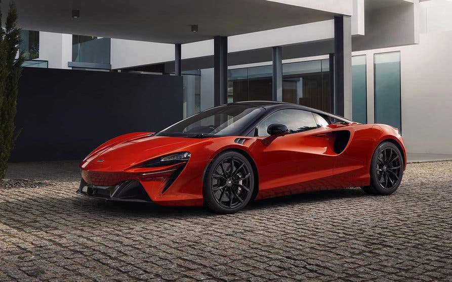  McLaren lanzará un nuevo modelo en forma de SUV o crossover 100% eléctrico 