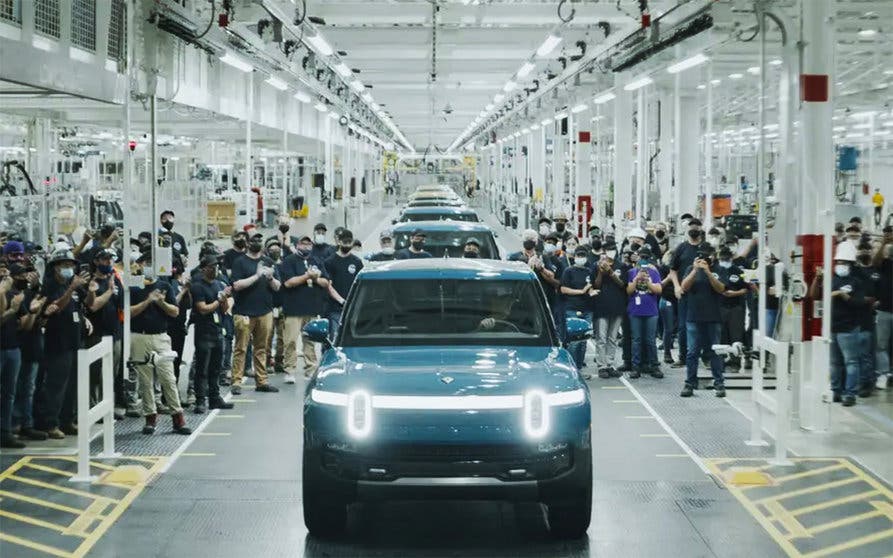  Rivian sitúa su producción anual en 24.337 modelos eléctricos 