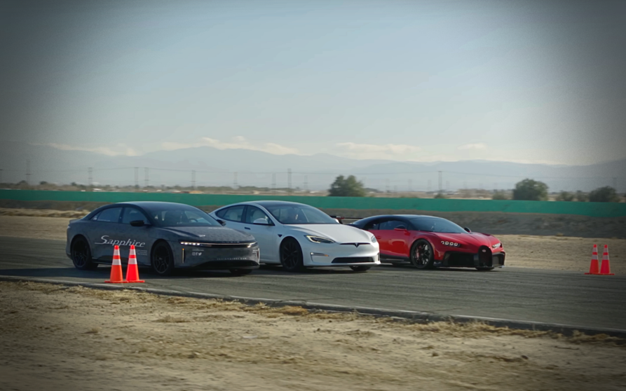  Tres coches, un cuarto de milla, más de 3.500 caballos sobre el asfalto y un sólo ganador 