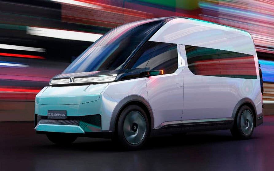  SuperVan, la furgoneta eléctrica y autónoma de Farizon que gracias a la tecnología by-wire permite el diseño de diferentes tipos de caja de carga sobre la plataforma GMA de Geely. 