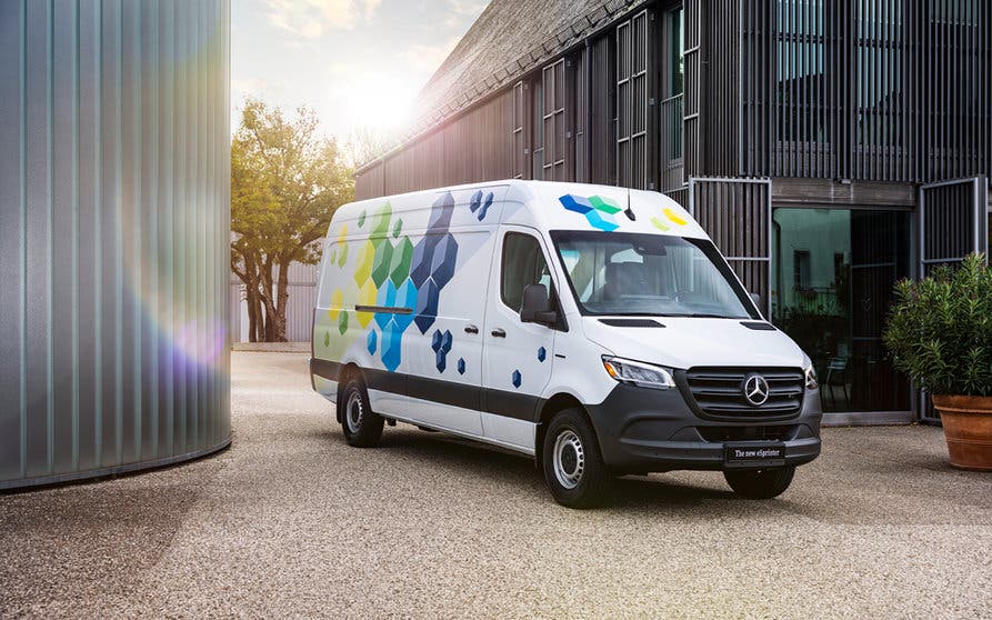Mercedes-Benz Vans lanza la nueva eSprinter totalmente eléctrica que llegará a Europa a finales de 2023.