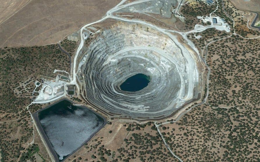 La mina volverá a su actividad después de que cesara por la caída del precio del níquel (imagen de Google).
