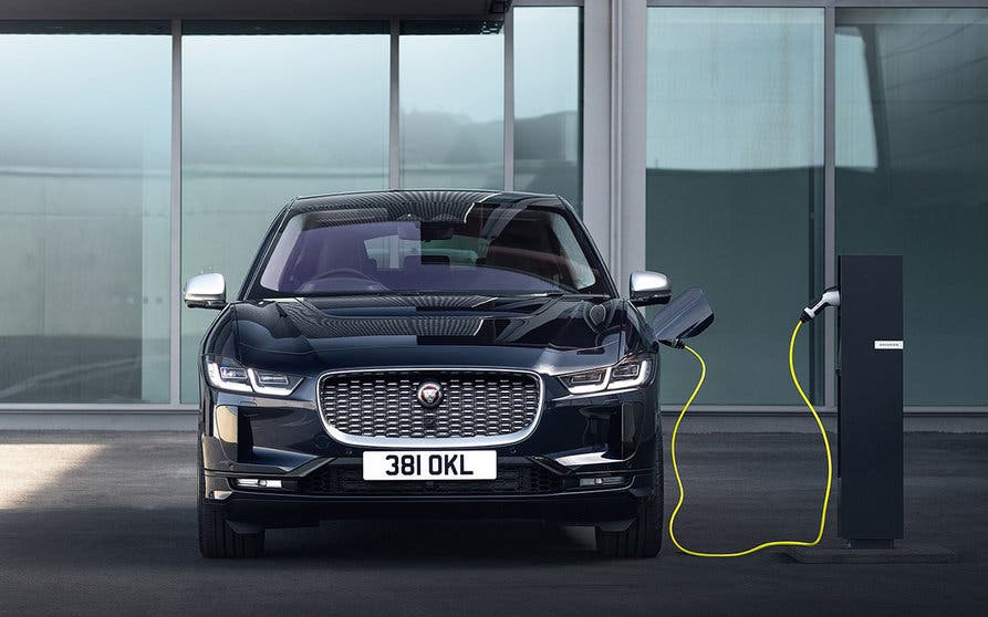 Jaguar se reinventará en 2025 con una nueva gama de SUV eléctricos. El primer adelanto podría presentarse este mismo 2023.