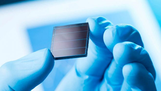 El grafeno es un nanomaterial bidimensional con el espesor de un átomo, termoconductor, más duro que el diamante, flexible como el caucho y transparente.