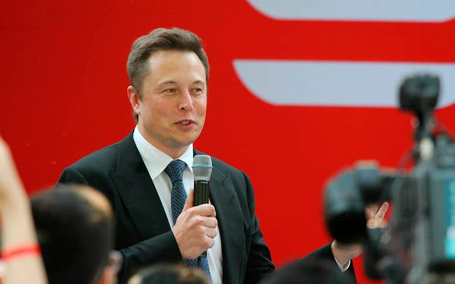 Elon Musk ha elogiado a sus competidores chinos durante la conferencia de resultados económicos del cuarto trimestre.