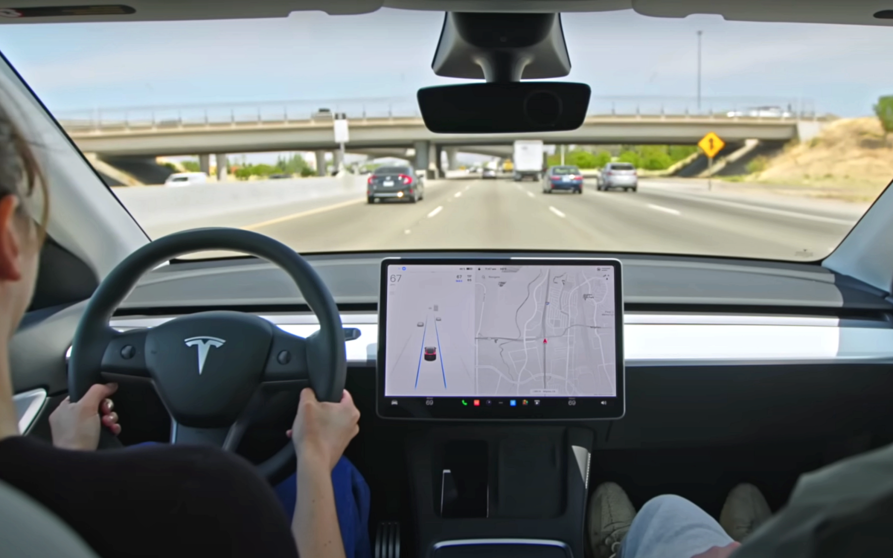 Los indices de satisfacción demuestran que Tesla está perdiendo su ventaja en la conducción autónoma.