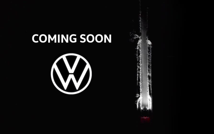 Volkswagen anuncia un nuevo modelo eléctrico o electrificado en sus cuentas de redes sociales.
