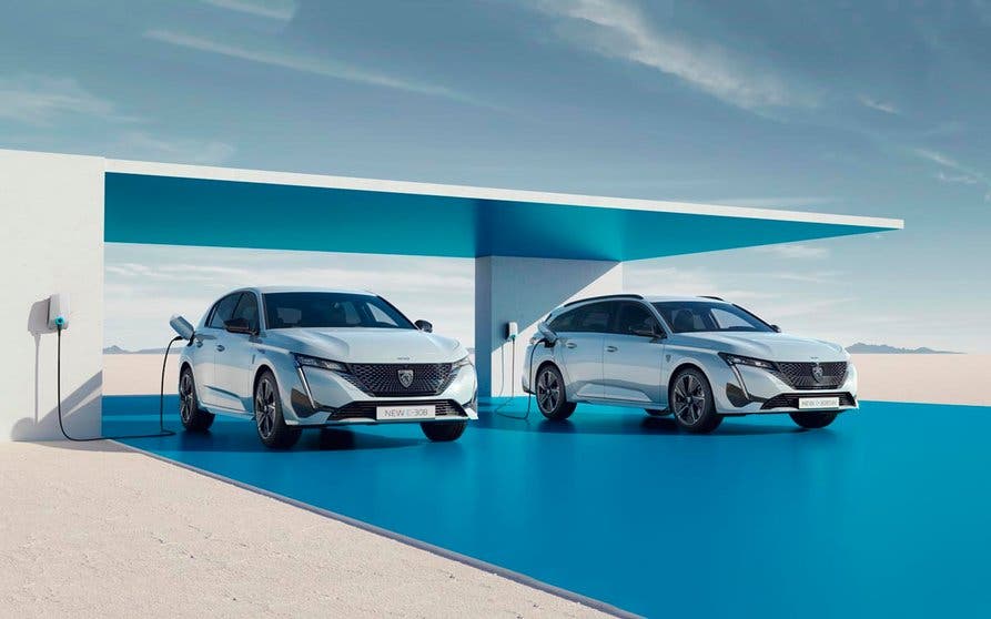 Los nuevos Peugeot icluirán nuevos elementos mecánicos, como motores eléctricos o una plataforma específica.
