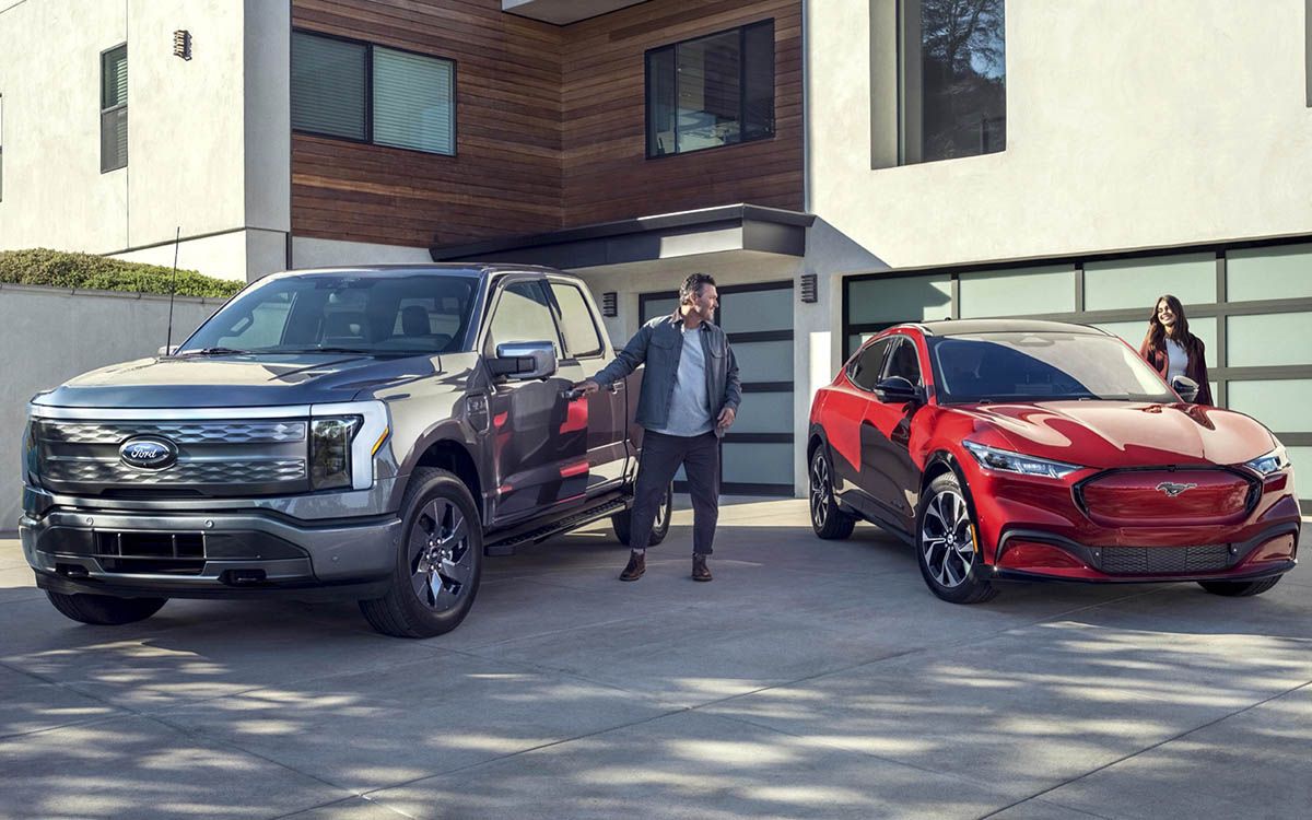 Las versiones de entrada del Ford Mustang Mach-E y de las F-150 Lightning contarán con baterías LFP.