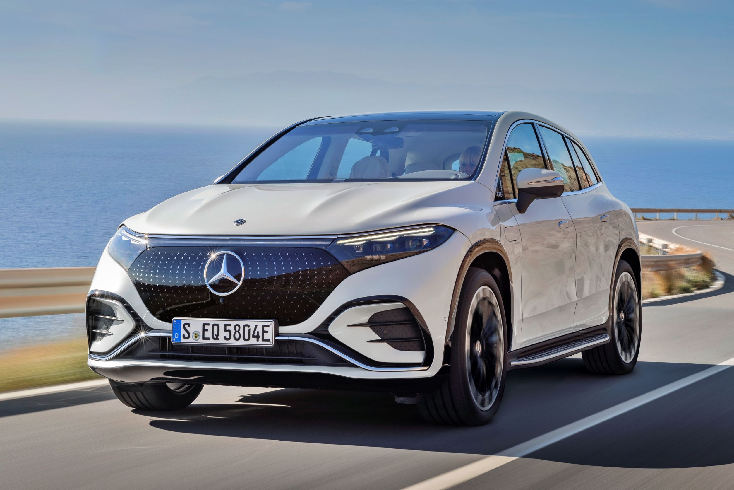 Mercedes EQS SUV