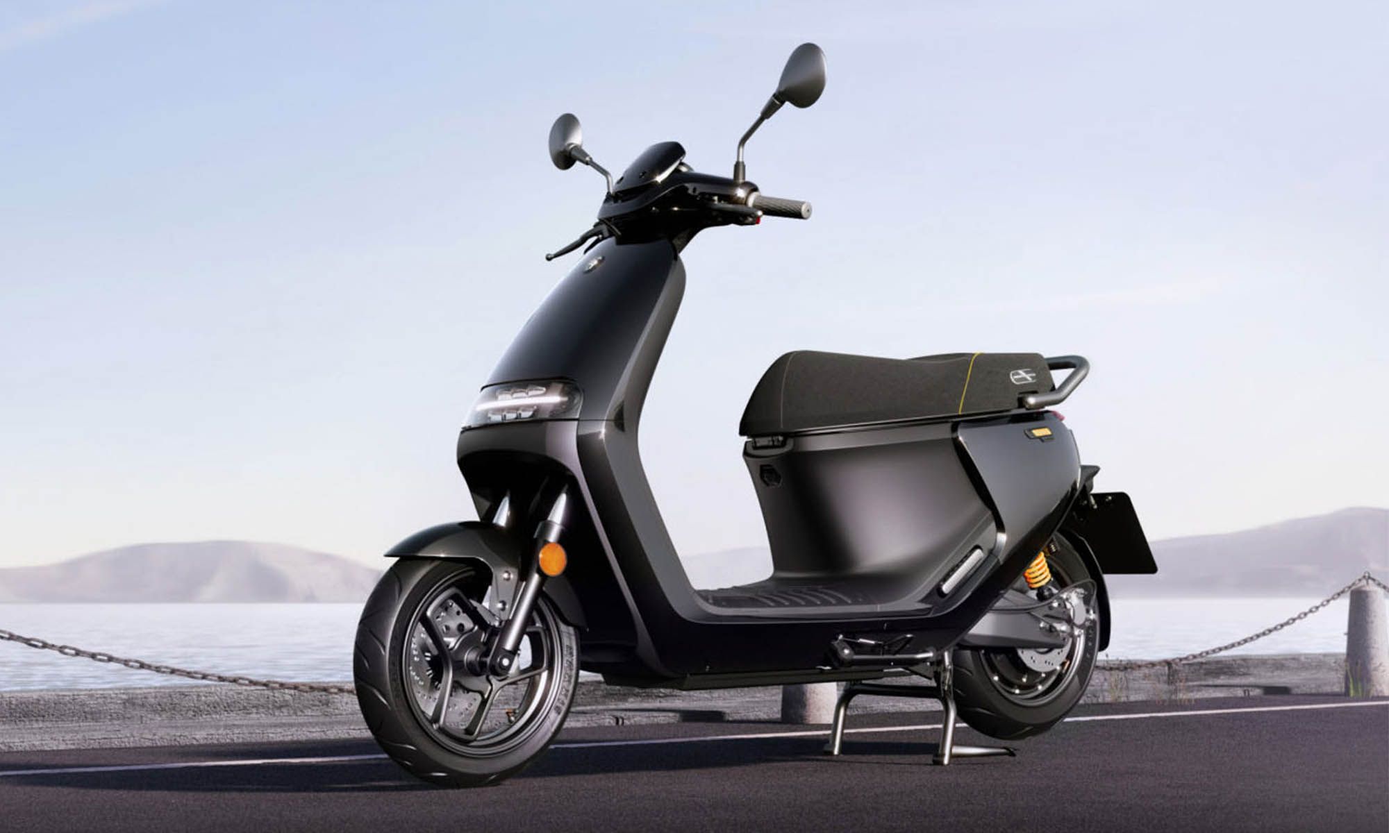 El Segway E300SE mejora las especificaciones técnicas de los scooter eléctricos de la serie E, con los que comparte la estética.