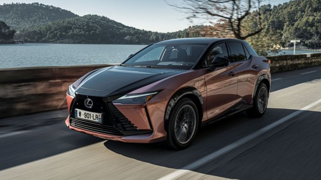 Lexus RZ 450e Sonic Copper