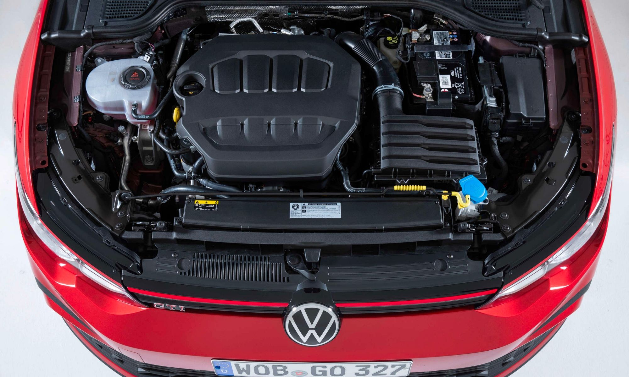 En la imagen, motor de un Volkswagen Golt GTI.