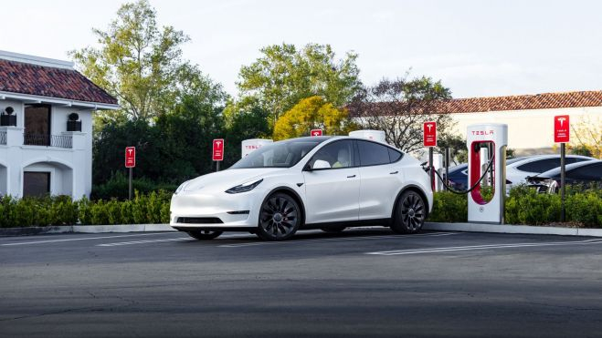 Tesla Model Y Supercargador