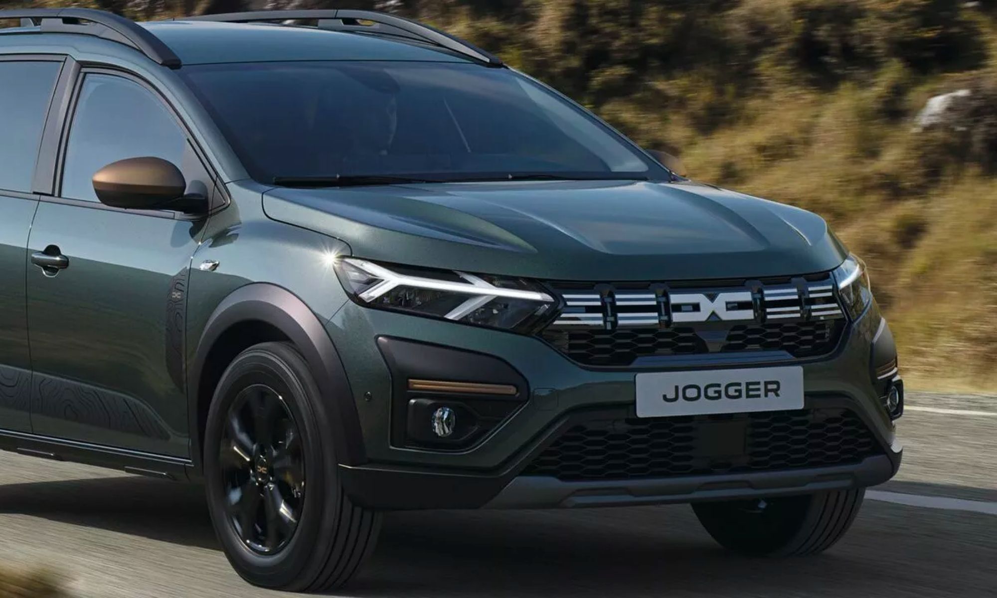 Es el Jogger Hybrid 140, que puede ofrecer hasta 7 plazas con 140 CV de potencia.