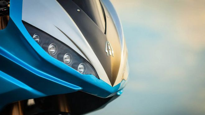 motocicletas electricas lightning baterias silicio enevate interior2 motocicletas electricas lightning baterias silicio enevate interior2