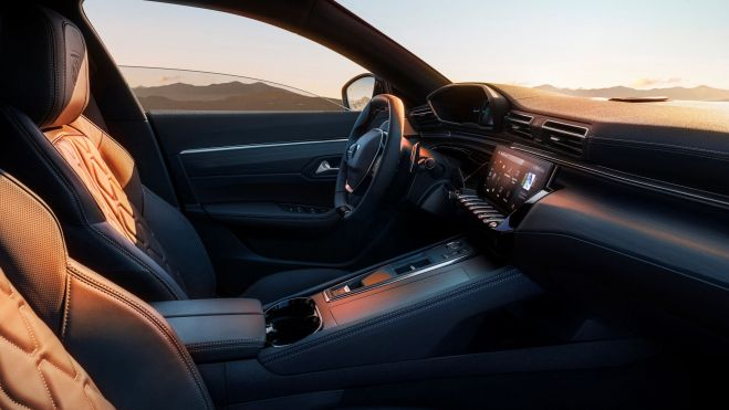 Peugeot 508 Hybrid 2023 interior