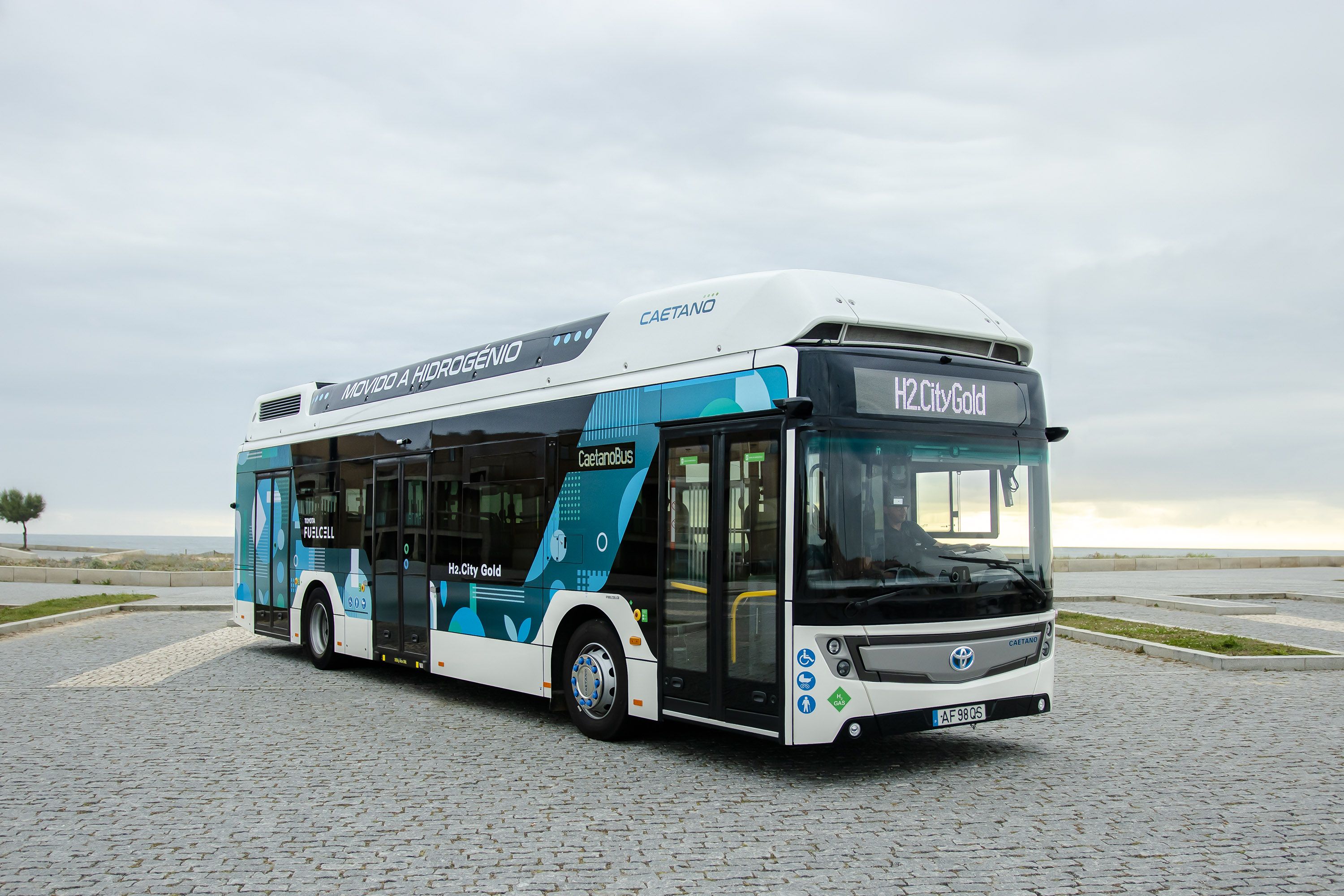 El nuevo autobús eléctrico h2.citygold llegará a las calles madrileñas en 2024.