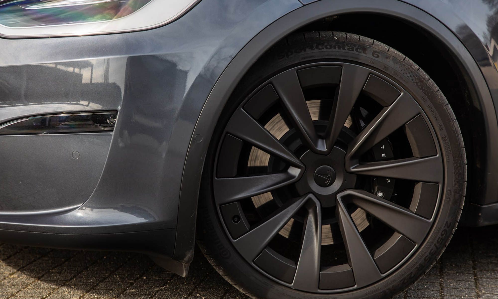 La patente de Tesla para un nuevo sistema de amortiguación permitirá controlar la suspensión en cada rueda de manera independiente y en tiempo real.