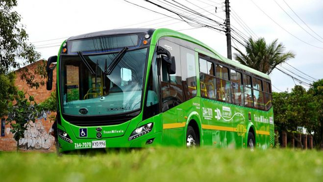 autobues electrico byd colombia interior1