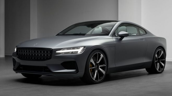 Se puede considerar una versión coupé del Volvo S90.