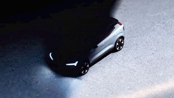 Volvo EX30 pista Volvo EX30 pista