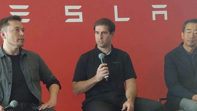 jb straubel vuelta tesla coches electricos interior1 jb straubel vuelta tesla coches electricos interior1