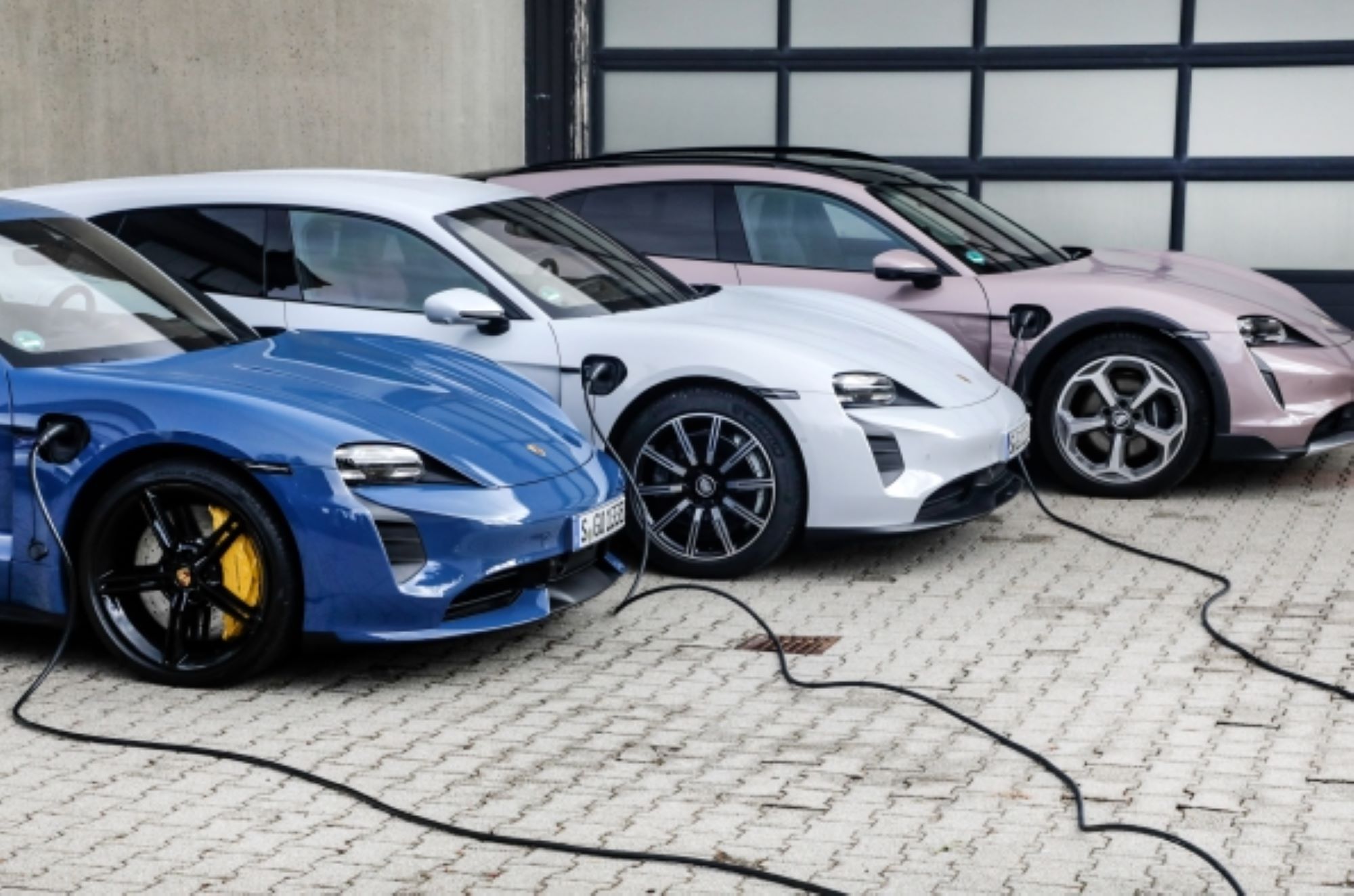 Porsche está decidida a crear baterías que permitan más autonomías y más rapidez de recarga.