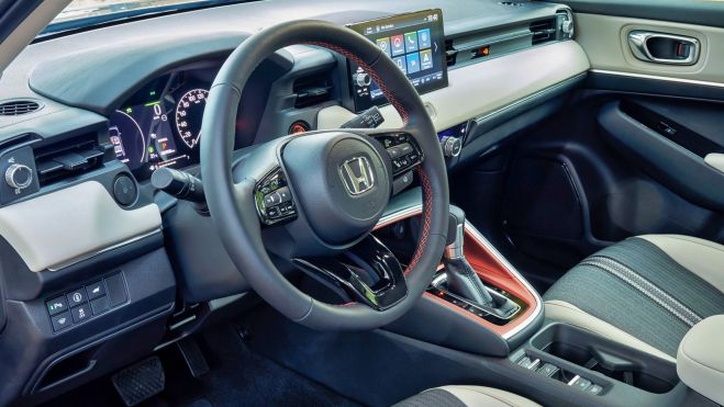 Puesto de conducción del Honda HR V.