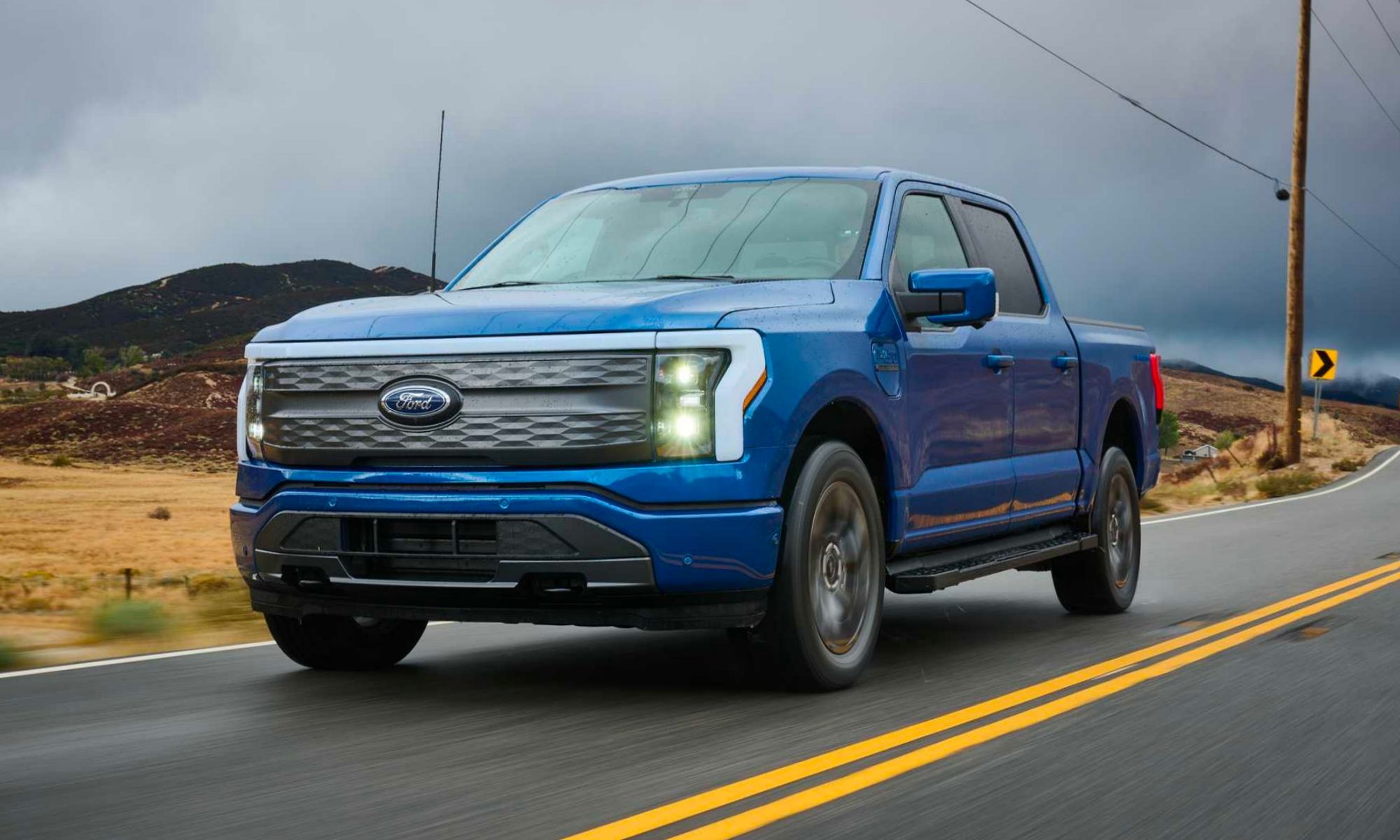 A pesar de sus comentarios, la F 150 Lightning equipa baterías de superiores a los 130 kWh.