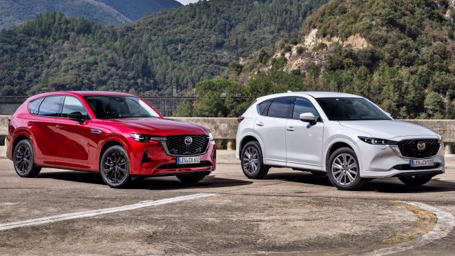 Mazda CX 60 (izquierda) y CX 5 (derecha).