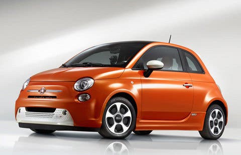  Fiat anunció en noviembre que planeaba una inversión de 5.000 millones de euros en vehículos eléctricos y de bajas emisiones. 
