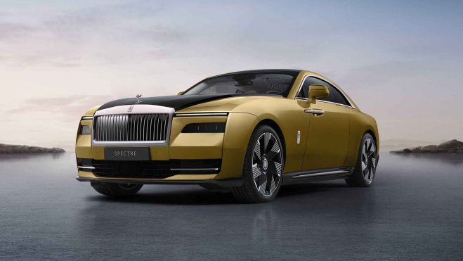 2 SPECTREUNVEILED–THEFIRSTFULLY ELECTRICROLLS ROYCE FRONT3 4