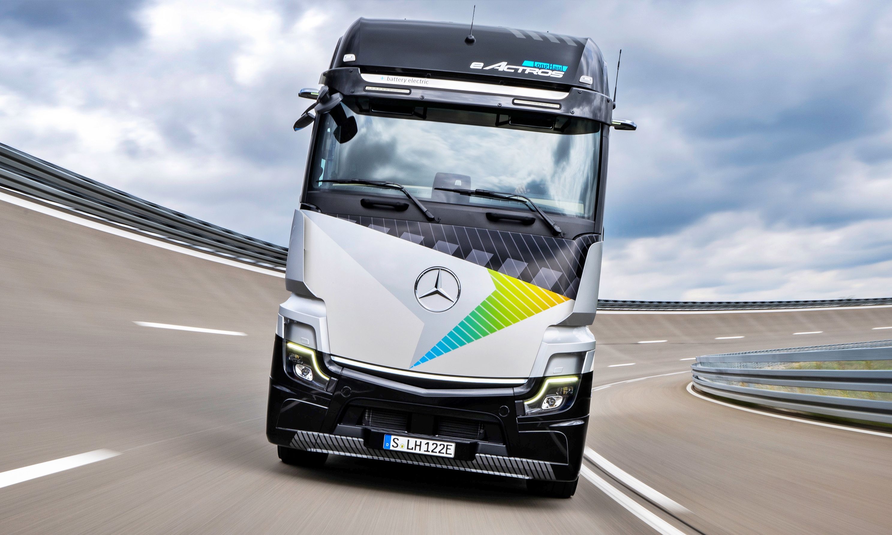 El Mercedes-Benz eActros 600 será el tope de gama de la familia eActros.
