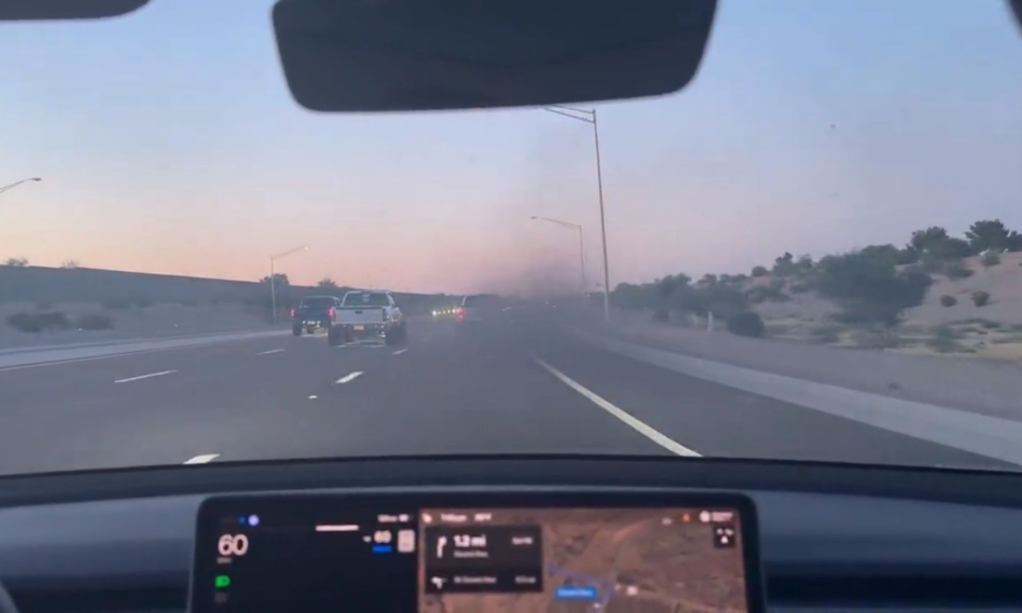 Momento del bloqueo, compartido por el usuario del coche eléctrico.