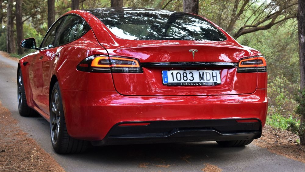 Versión más lenta Tesla Model S 10