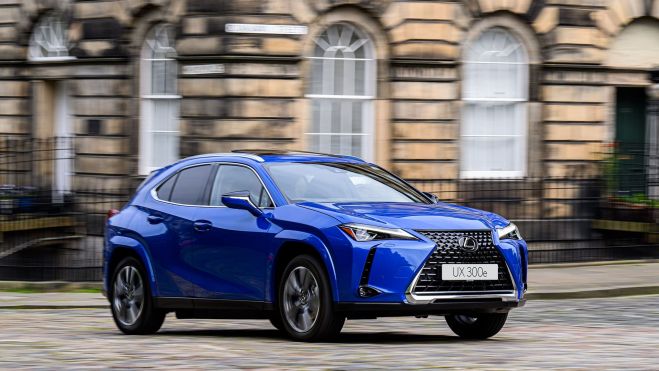 Lexus UX 300e 2023 04