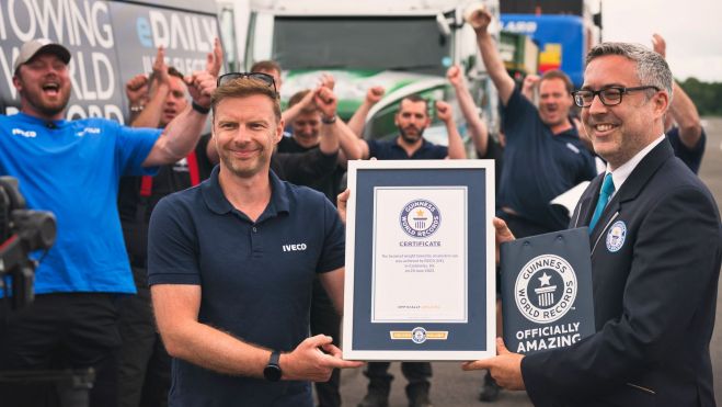 Iveco e Daily Tow World Record Luc Lacey 0195