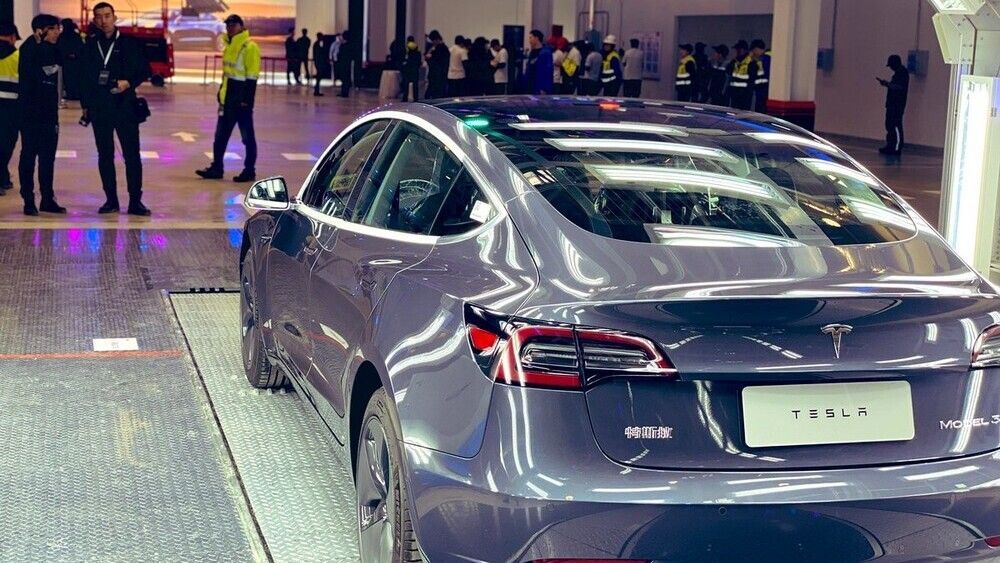 El Model Y ya cuenta con más de un millón de unidades producidas en la gigafactoría de Tesla en Shanghái. El próximo modelo en alcanzar dicha producción será el Model 3.