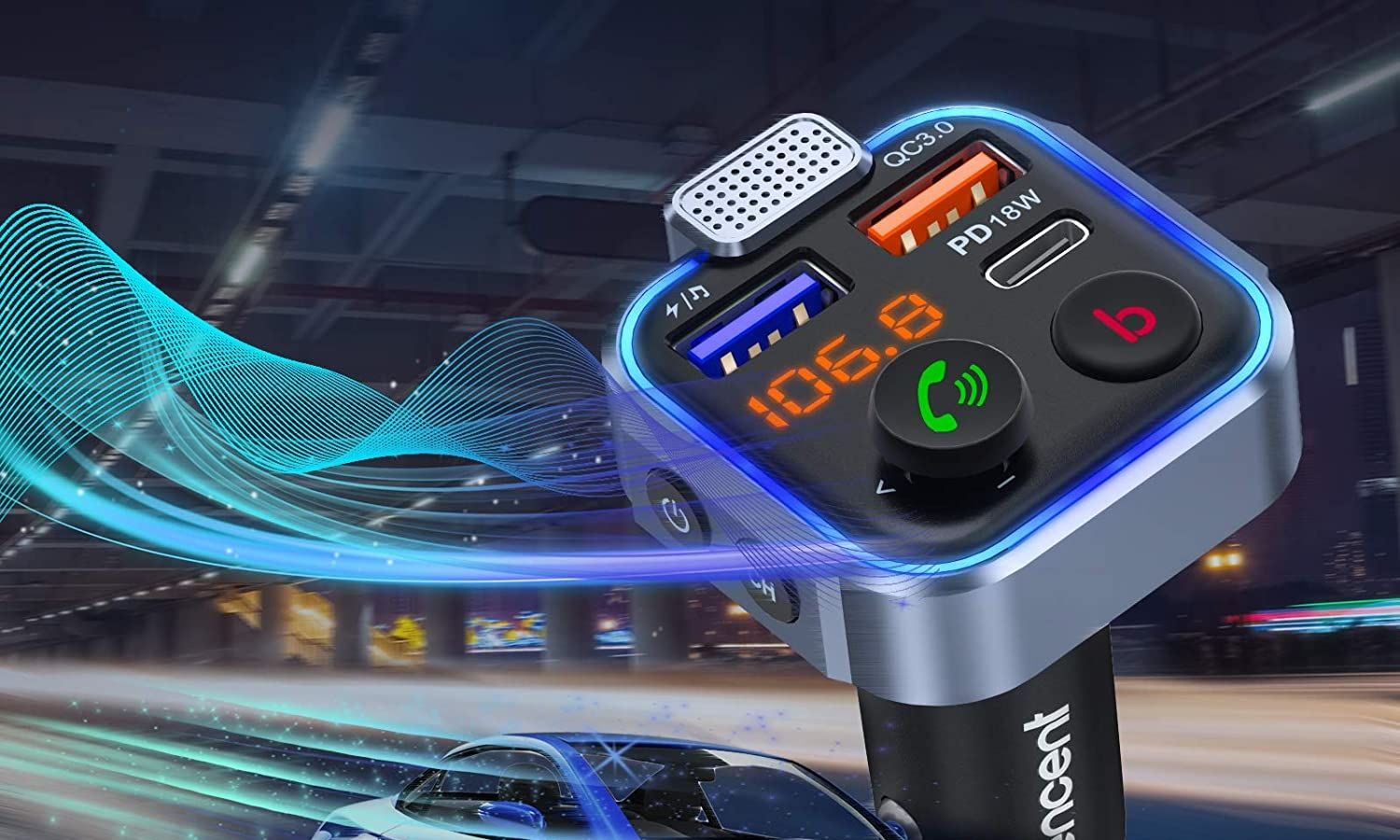 Este es más que un simple cargador múltiple para tu coche, pues tiene otras funciones que harán de tu viaje una experiencia más enroquecedora y completa.