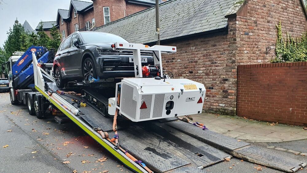 Uno de los robots de Recovery North West capaces de mover un coche mal aparcado sin necesidad de usar una grúa. Se trata de una tecnología que puede tener un gran recorrido en el futuro.