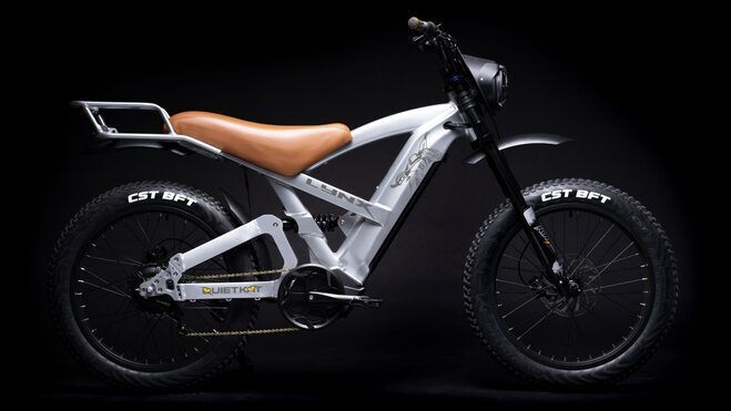 La QuietKat Lynx es una bicicleta eléctrica todoterreno que destaca por tener una estética parecida a las Cafe Racer.