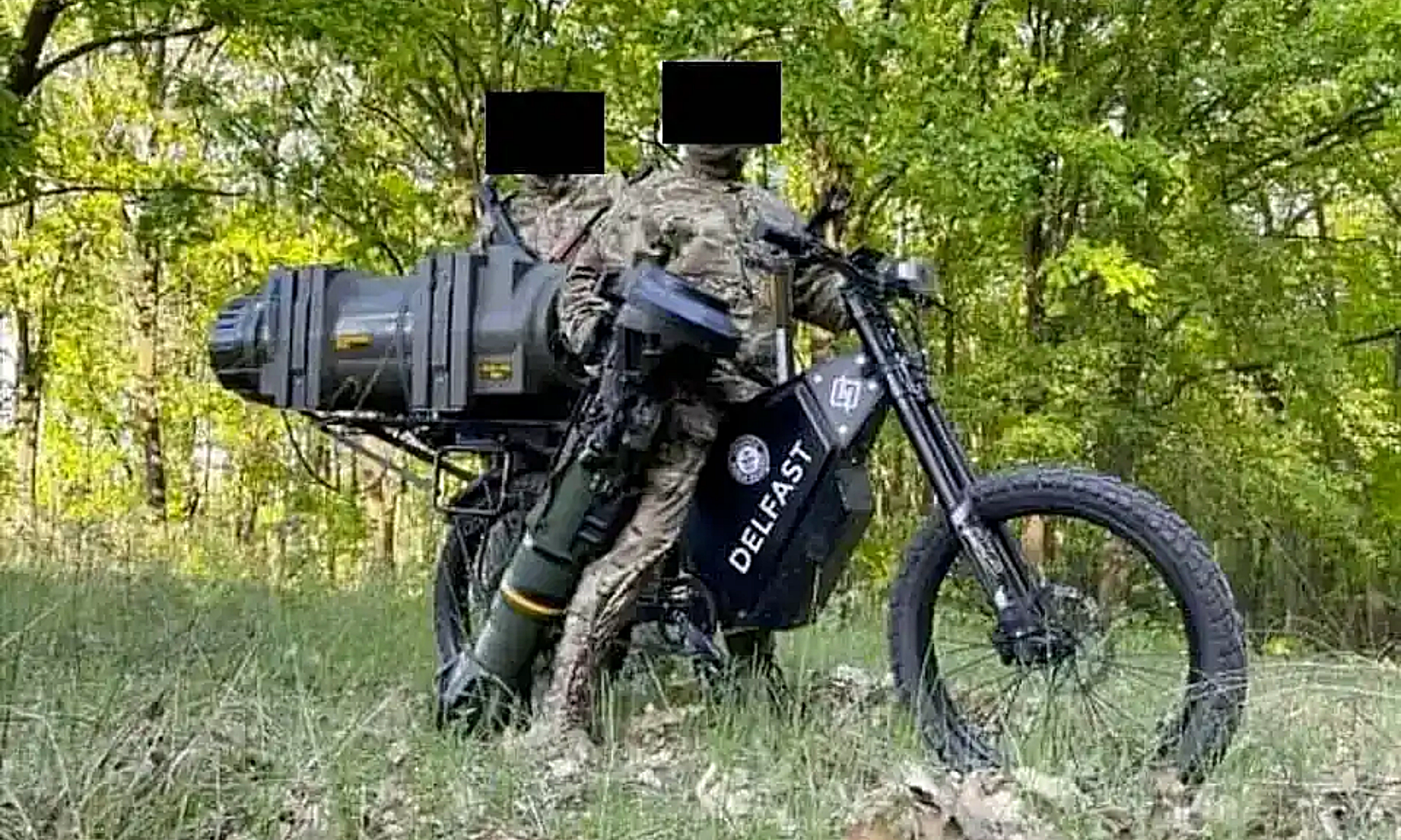 Soldados del ejército ucraniano ya utilizan este tipo de vehículos.