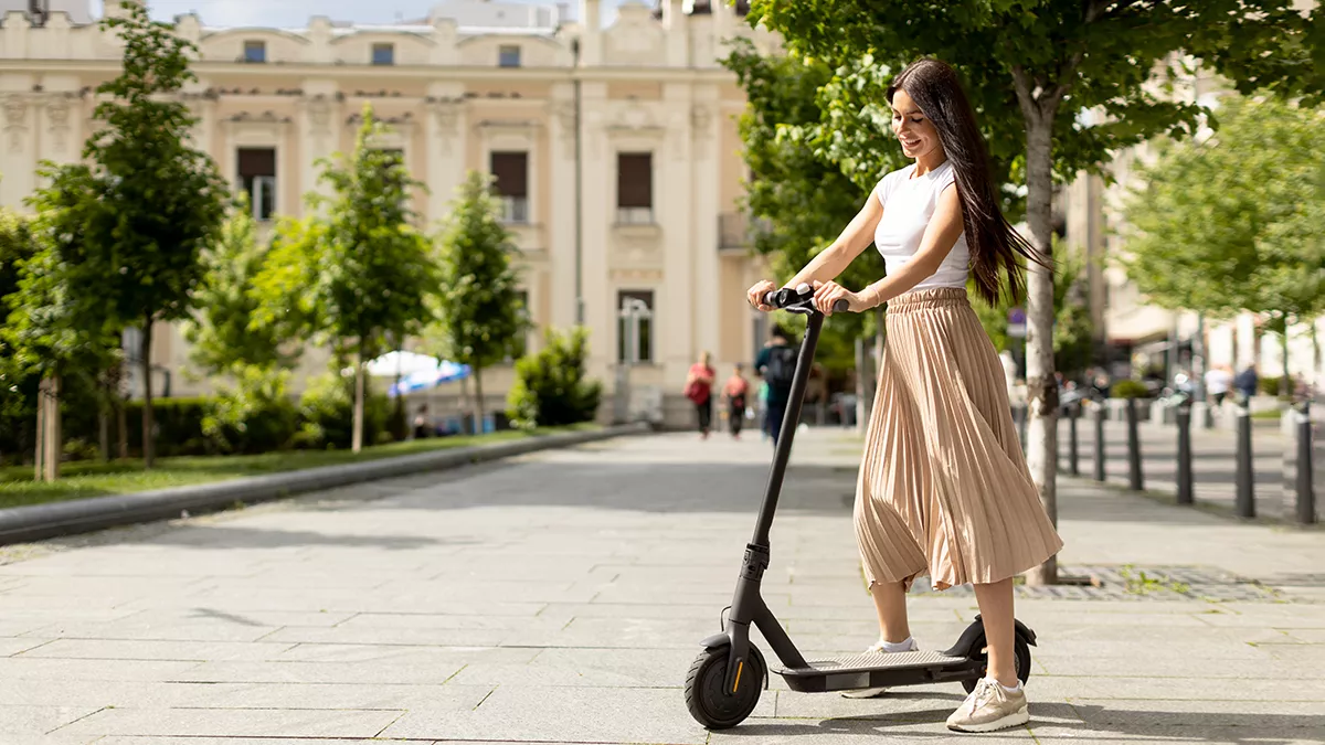 Esta es la normativa que debes conocer si vas a circular en patinete eléctrico en España