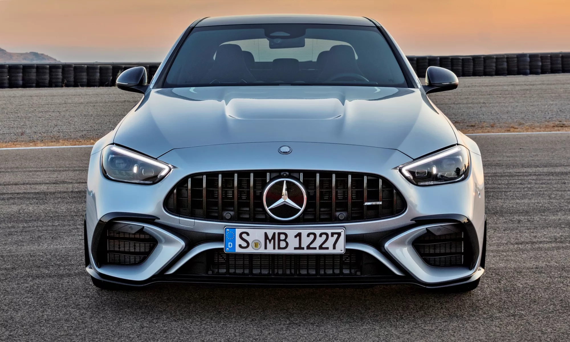 Mercedes-AMG C63 S 2023, cuatro cilindros para un cambio total